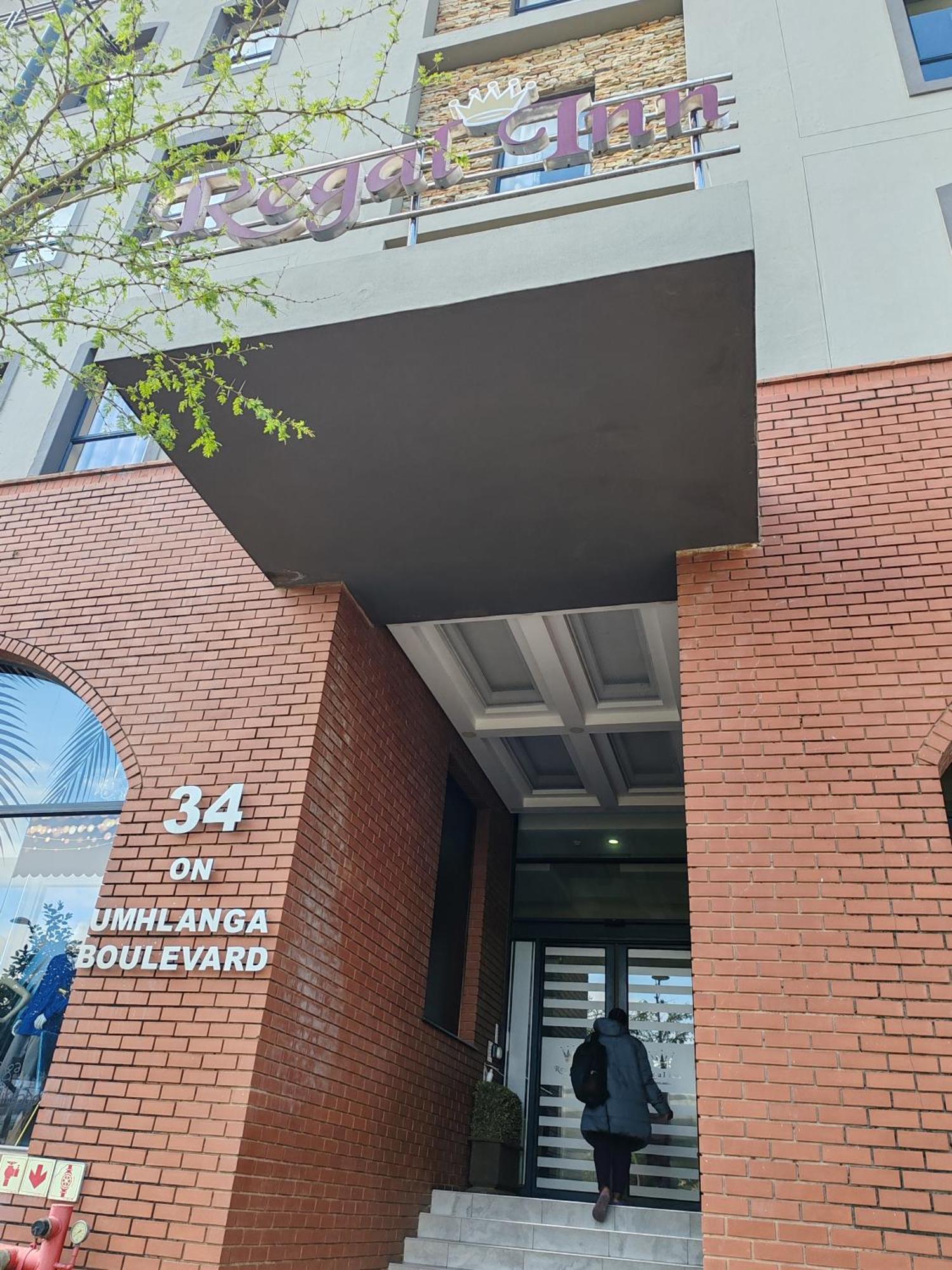Regal Inn Umhlanga Gateway 다반 외부 사진