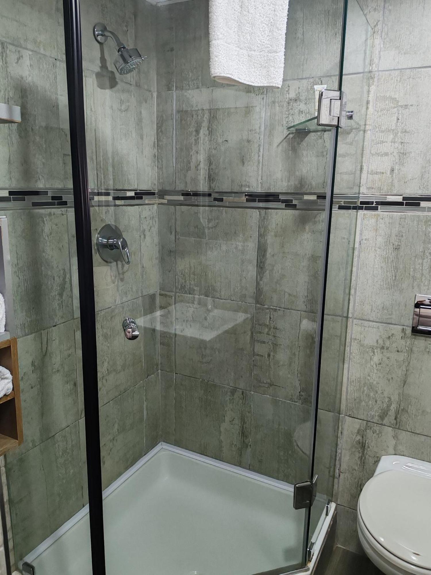 Regal Inn Umhlanga Gateway 다반 외부 사진