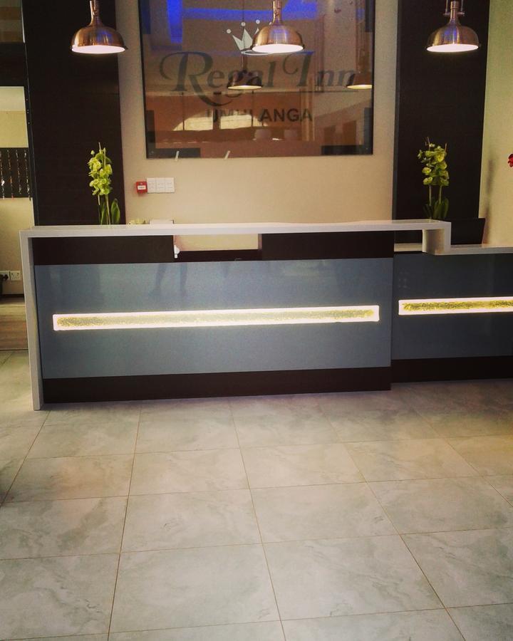 Regal Inn Umhlanga Gateway 다반 외부 사진