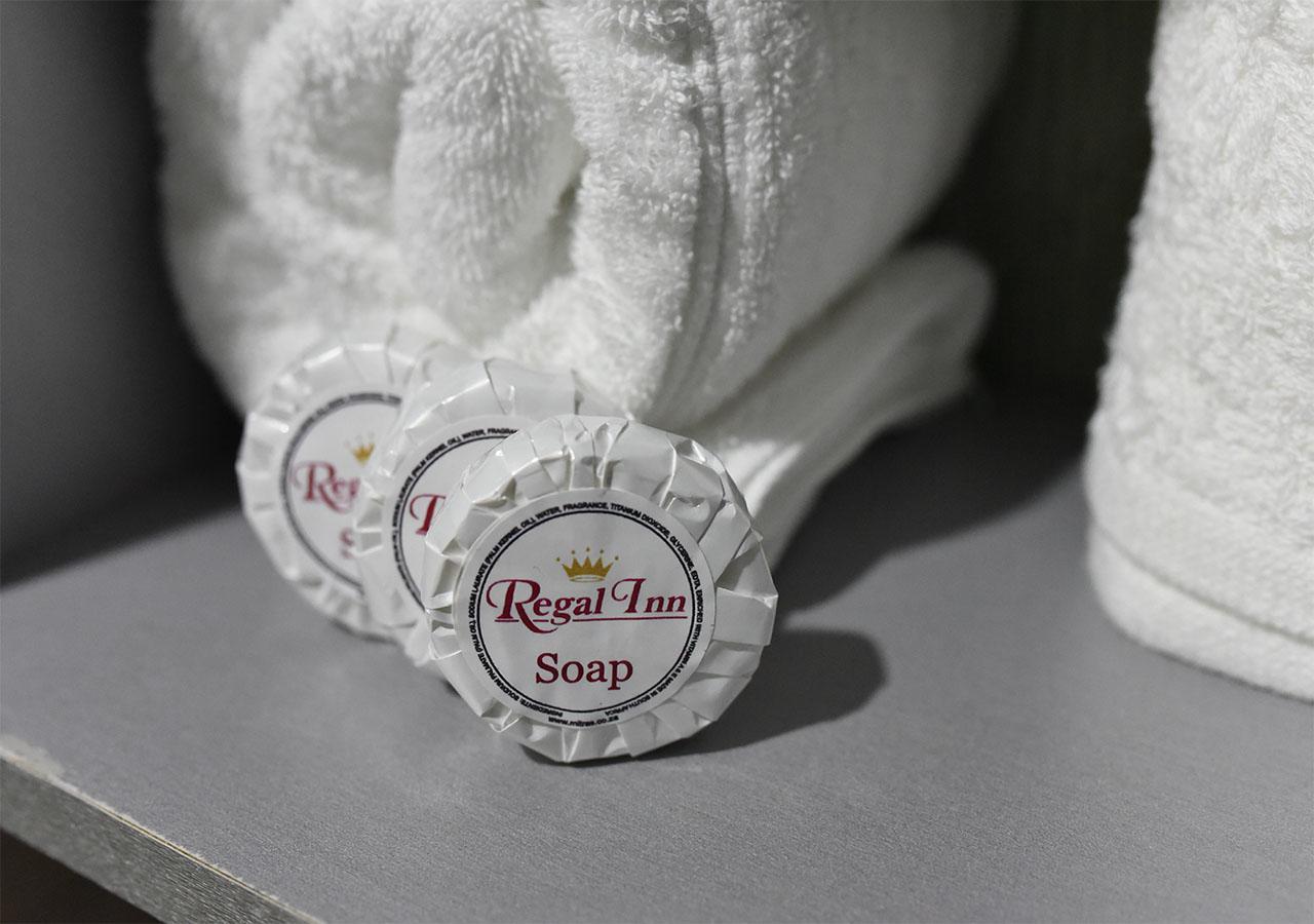 Regal Inn Umhlanga Gateway 다반 외부 사진