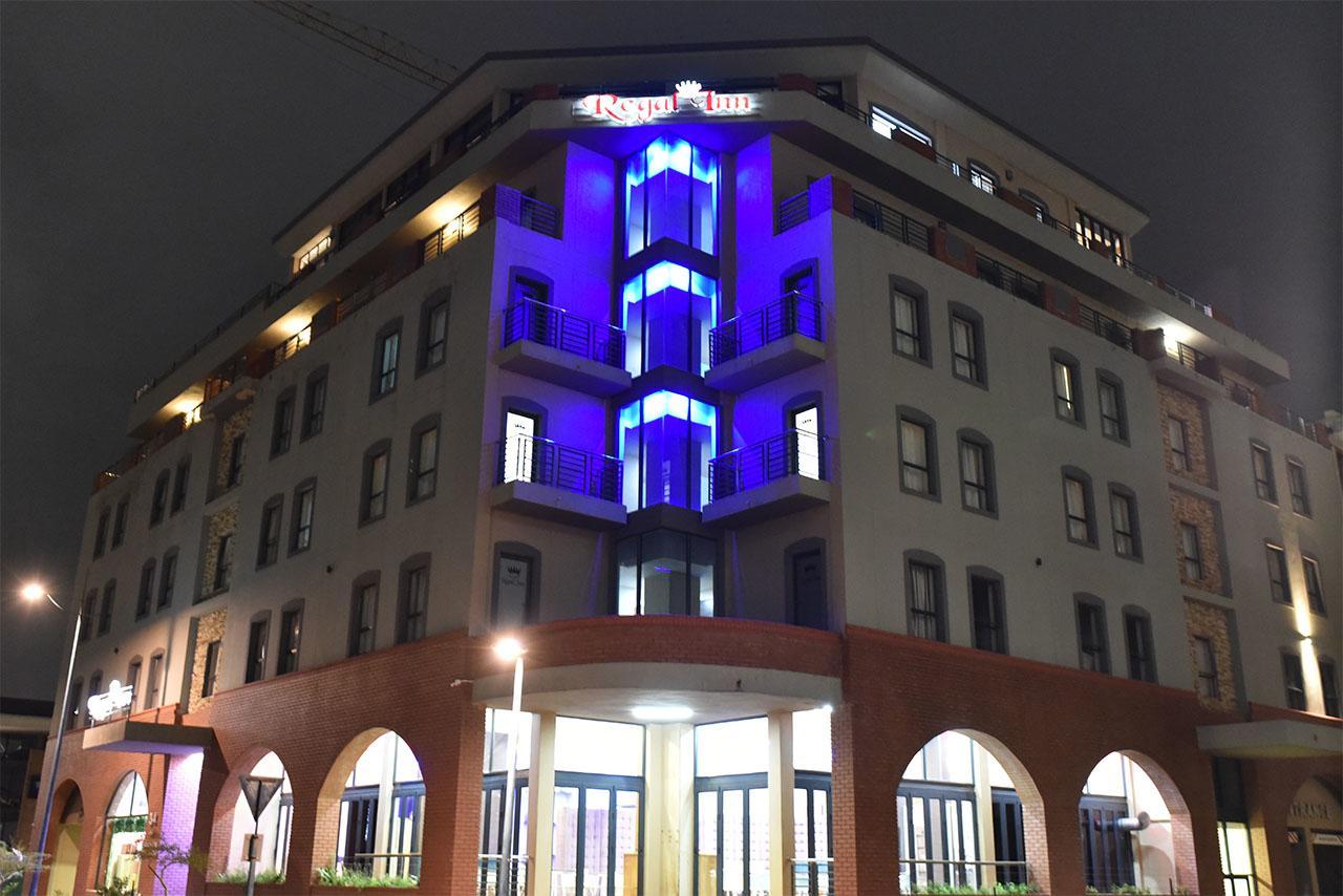 Regal Inn Umhlanga Gateway 다반 외부 사진
